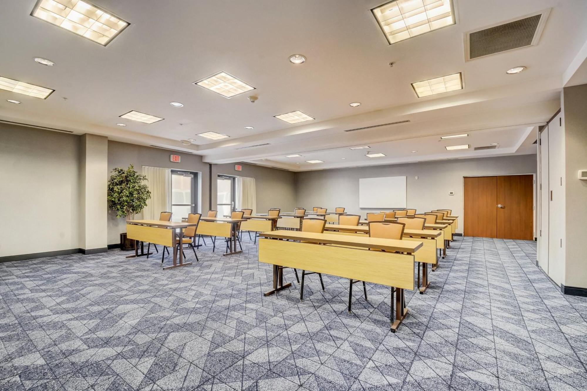 ווסט צ'סטר Courtyard Cincinnati North At Union Centre מראה חיצוני תמונה