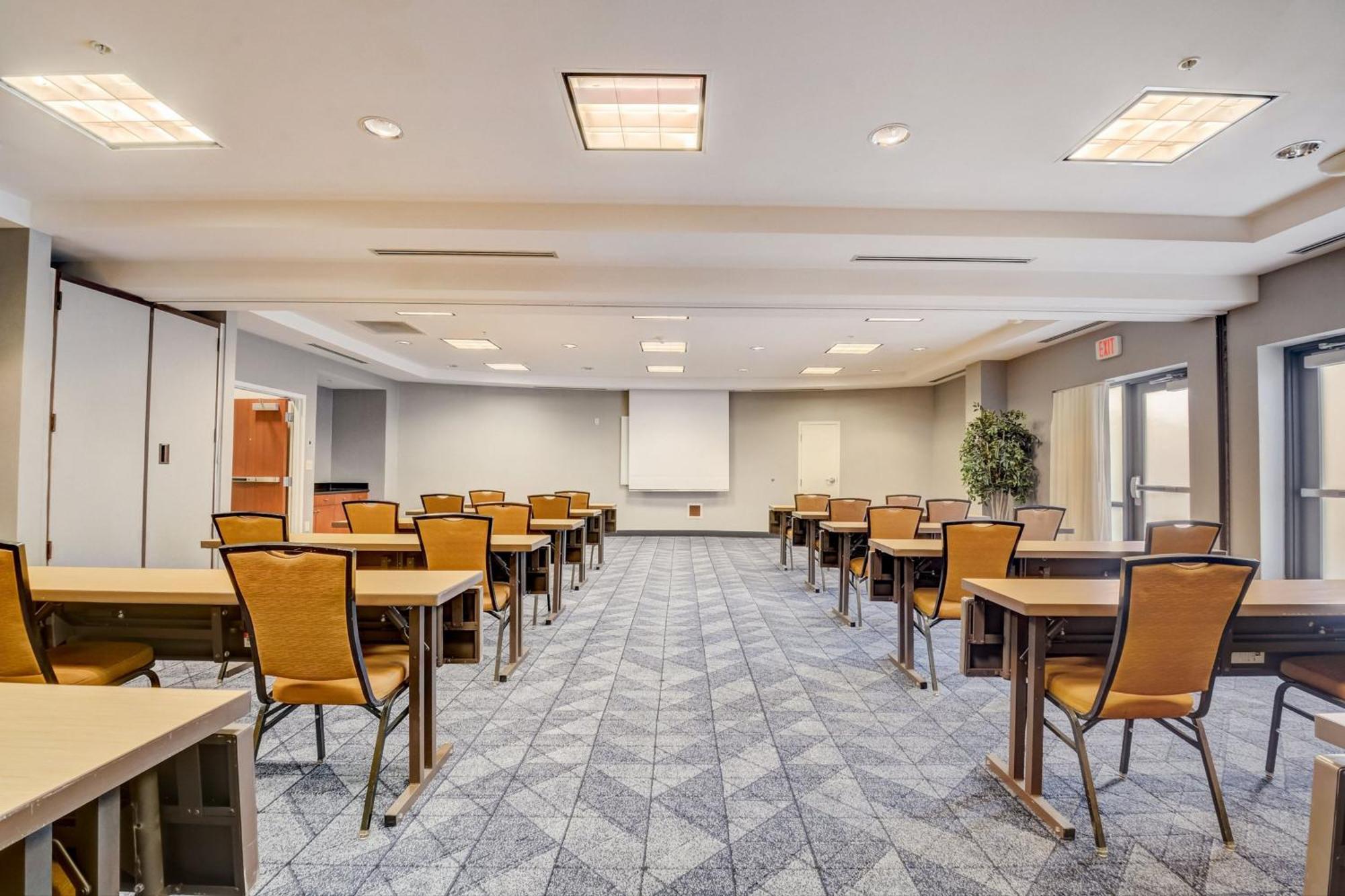 ווסט צ'סטר Courtyard Cincinnati North At Union Centre מראה חיצוני תמונה