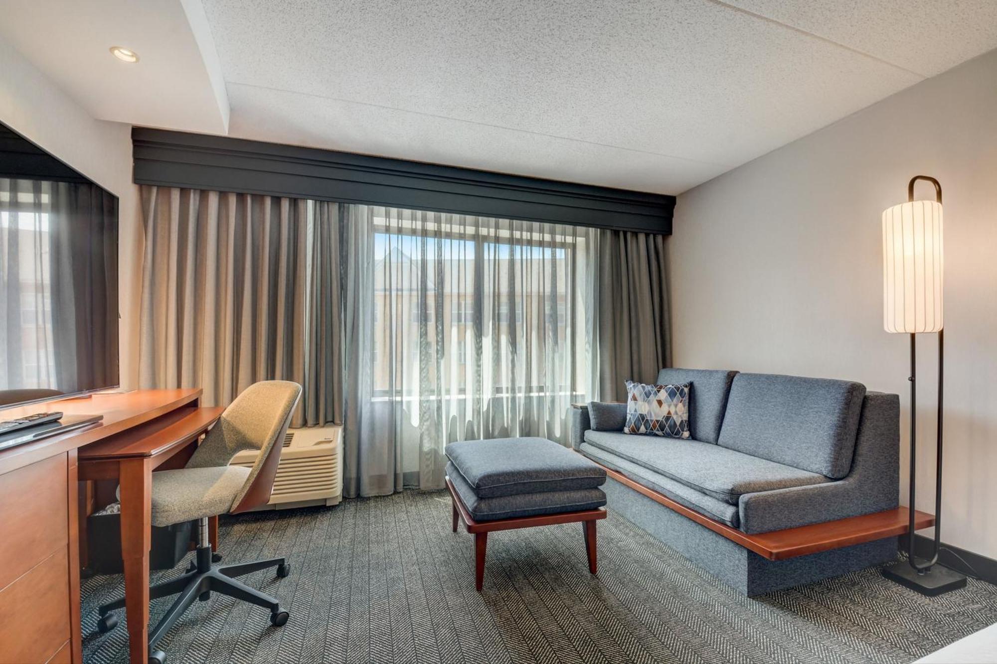 ווסט צ'סטר Courtyard Cincinnati North At Union Centre מראה חיצוני תמונה