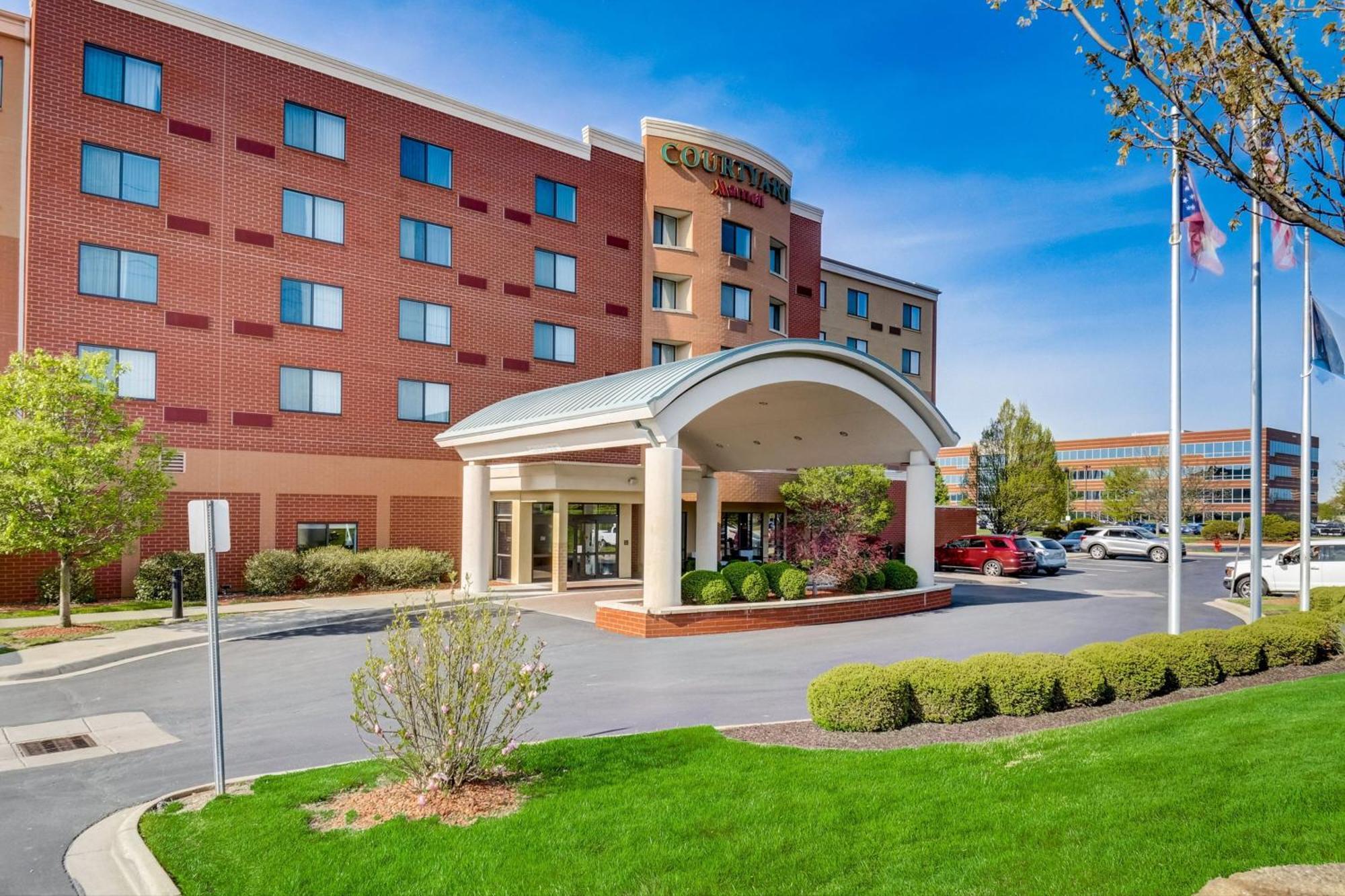 ווסט צ'סטר Courtyard Cincinnati North At Union Centre מראה חיצוני תמונה